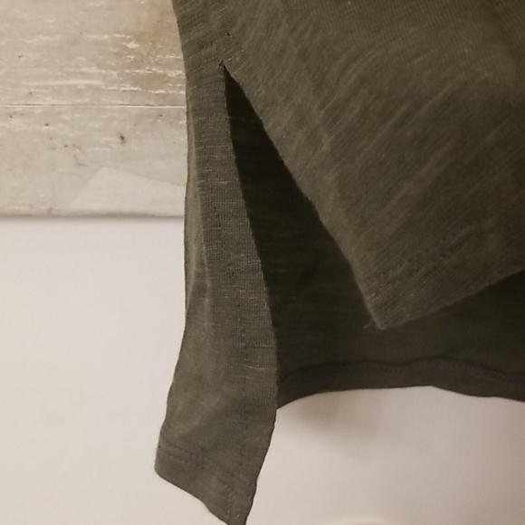 NWT a.n.a Oregano High Low Embellished Shoulder T - Picture 6 of 10